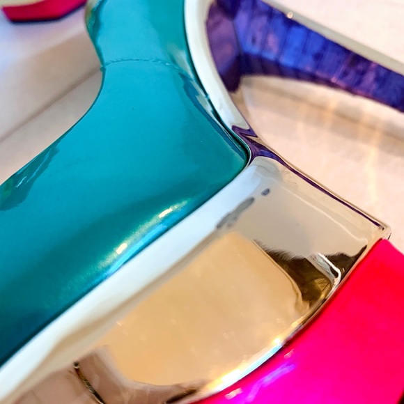 Brian Atwood Green Pink Gold New Leonida Pumps - Picture 6 of 8